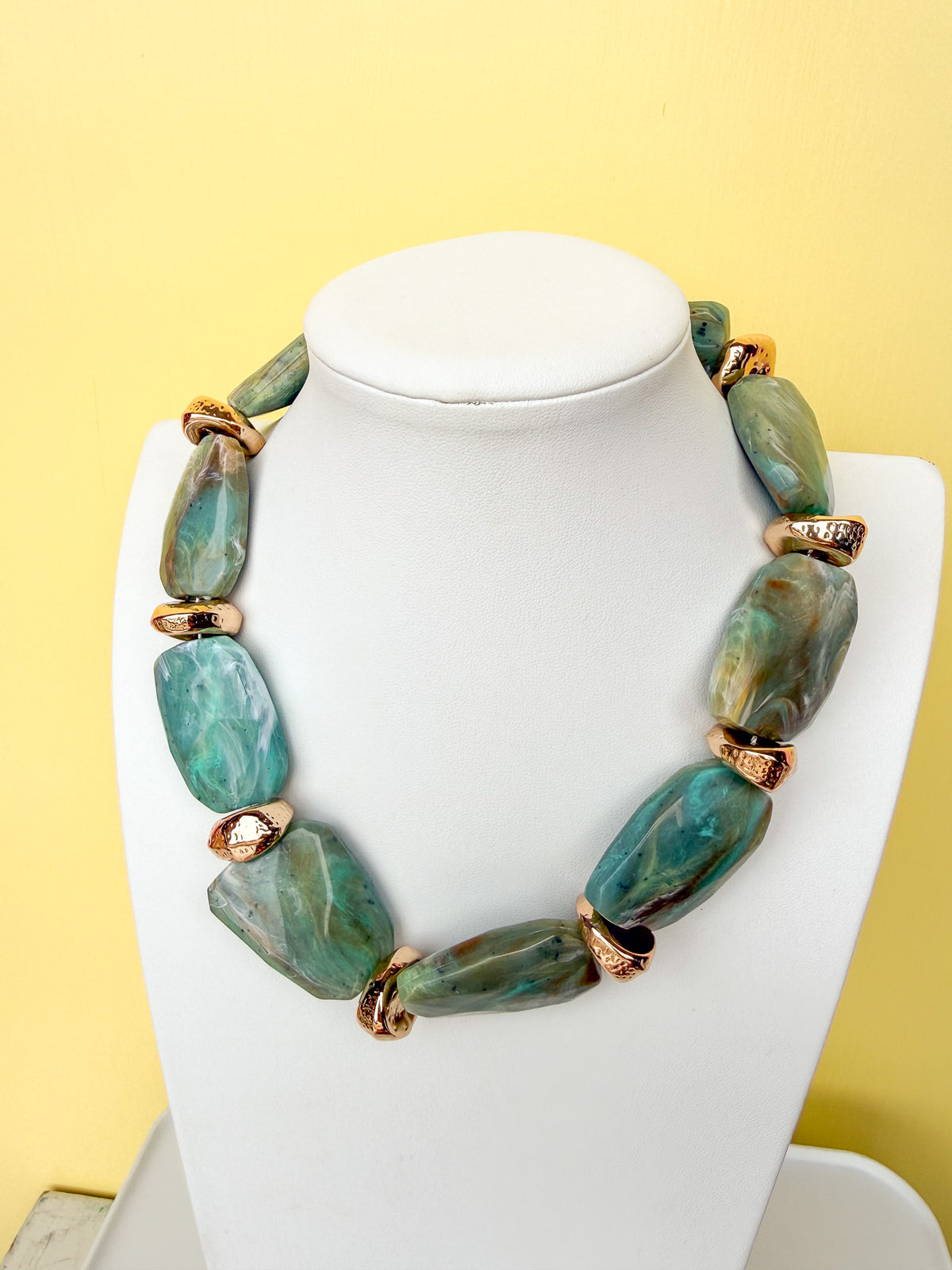 Marbled Stone Statement Necklace - 40mm - N0004