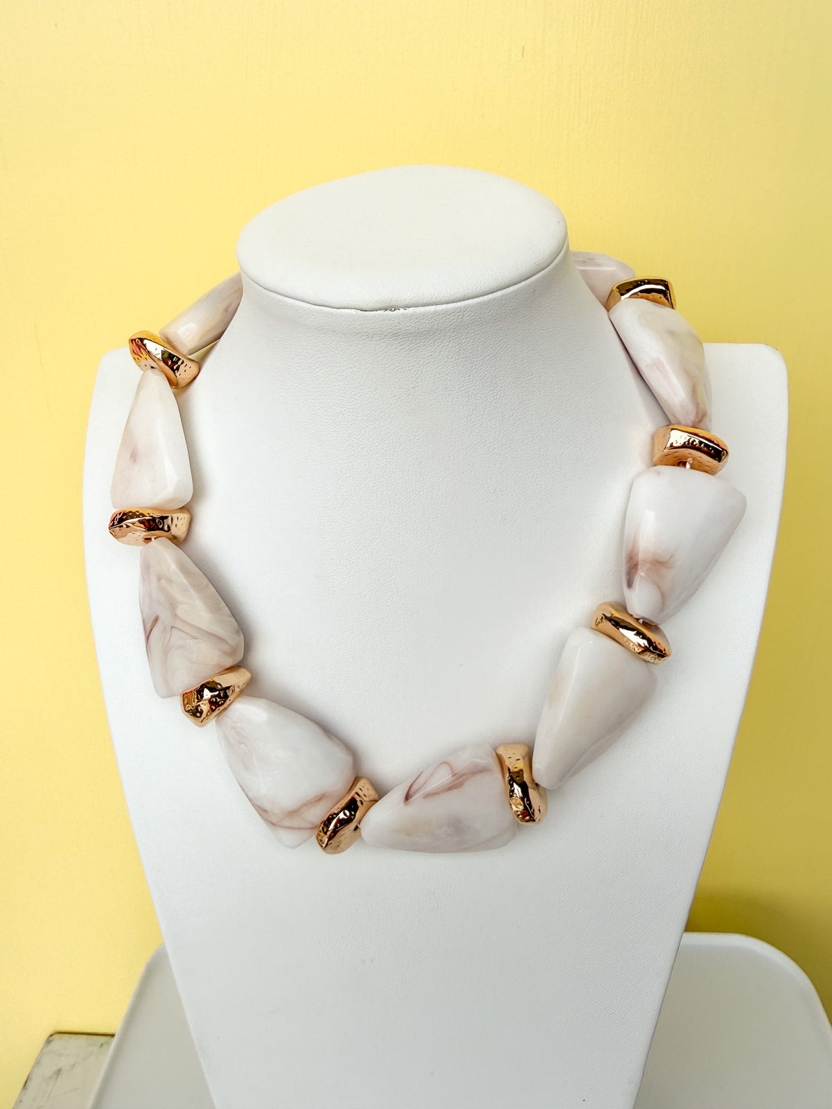 Marbled Stone Statement Necklace - 40mm - N0004