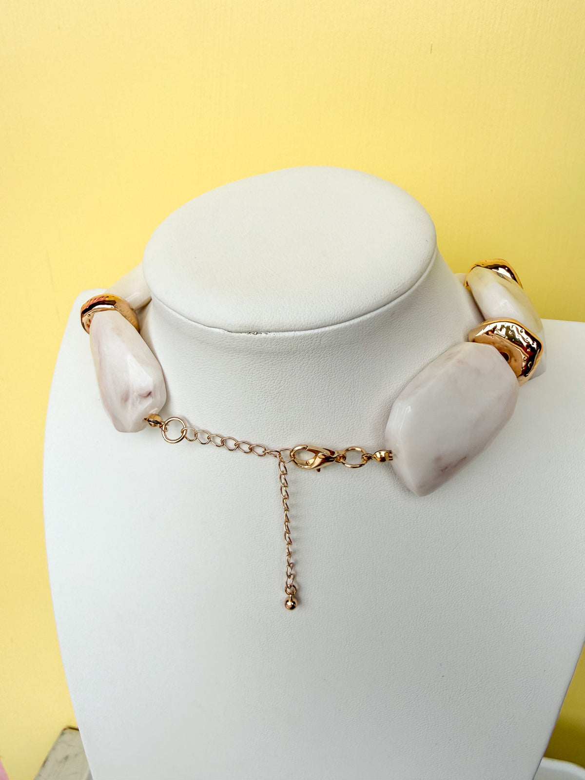 Marbled Stone Statement Necklace - 40mm - N0004