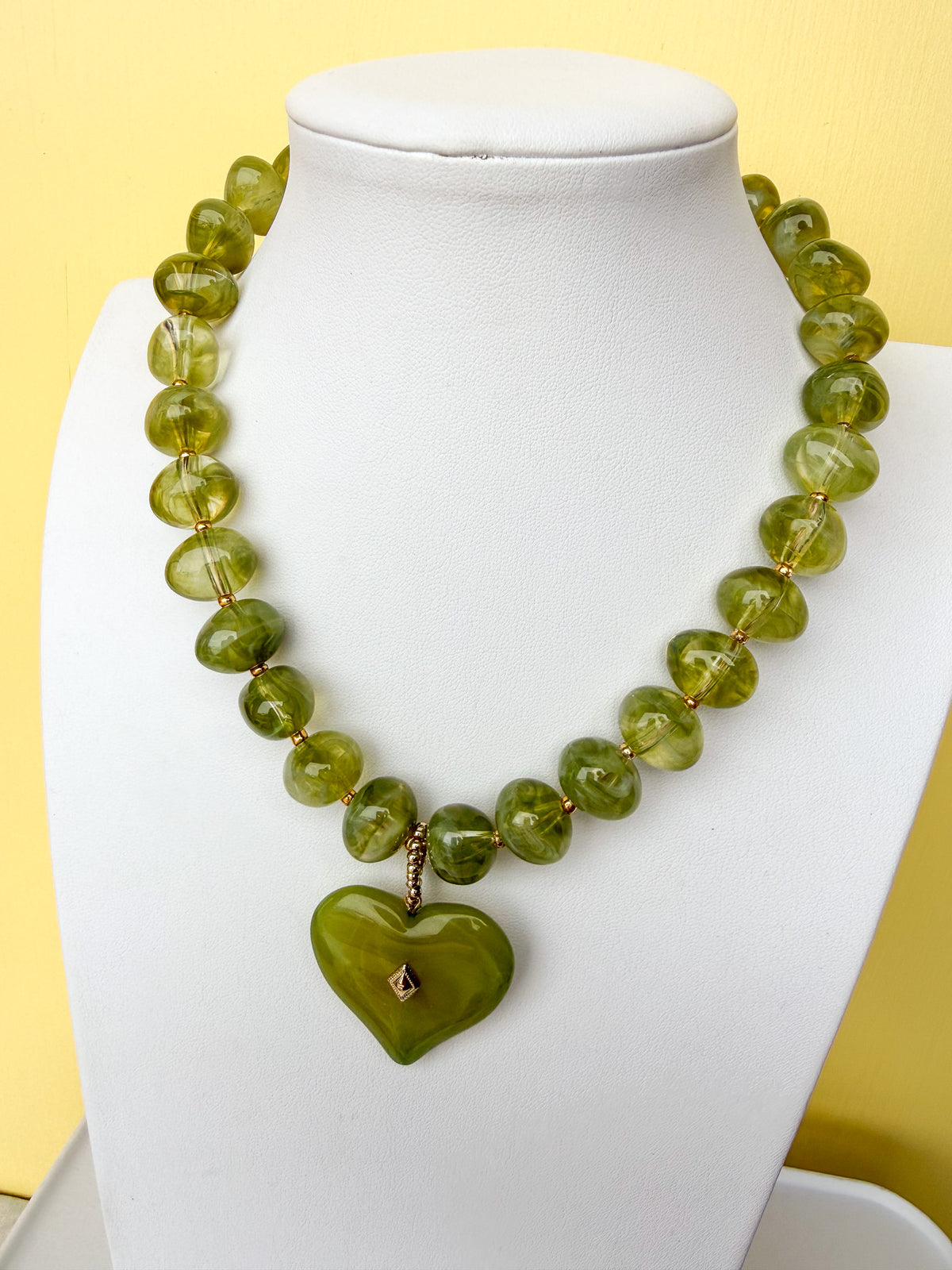 Oval Pebble Beaded Necklace With Heart Pendant - 20mm - N0011