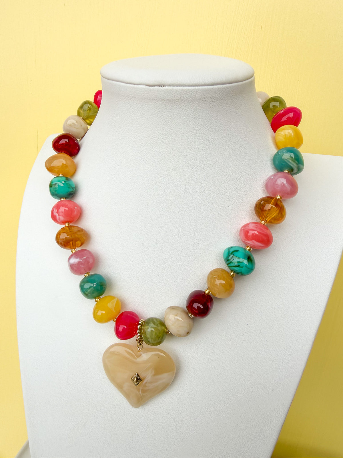 Oval Pebble Beaded Necklace With Heart Pendant - 20mm - N0011