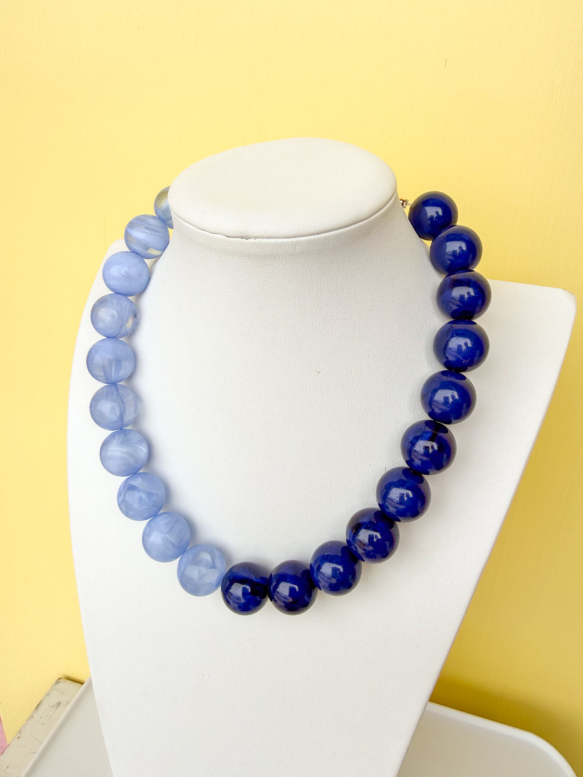 Colorblock Round Bead Necklace - 20mm - N0006