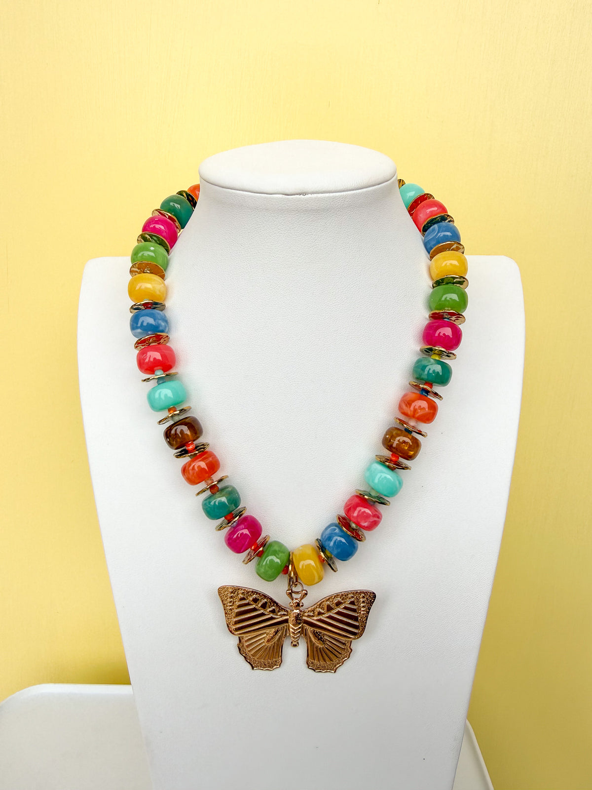 Medium Rondelle Glass Bead Necklace With Butterfly Pendant - 14mm - N0030